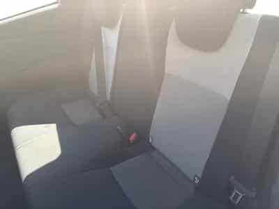Toyota Yaris 1.5i VVT-i E-CVT Style (2021) - Foto 6