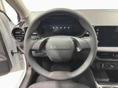 Skoda Fabia Essence (2025) - Photo 12