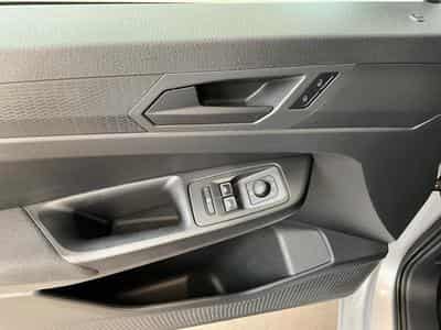 VW Caddy DSG+P.Cool&Sound+RearView+AHK (2023) - Photo 10