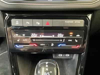 VW T-Cross R-Line+DSG+P.Ass.+RearView+IQ-Drive (2024) - Photo 14