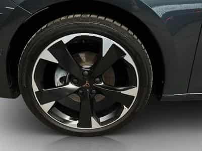 Cupra Leon DSG+Pure-Performance+Sound-Immersive+Dynamic (2025) - Photo 8