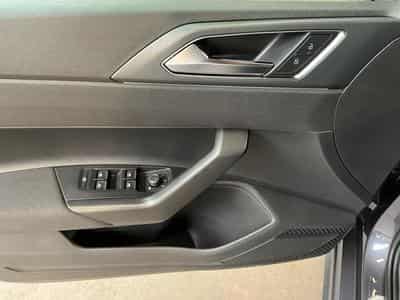 VW Polo R-Line+DSG+Park&Comfort+IQ-Light+RearView (2025) - Photo 10