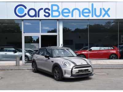 Mini Cooper 1.5A PANO CUIR GPS HUD CAM PARK KEYLESS 1° MAIN (2023) - Photo 1
