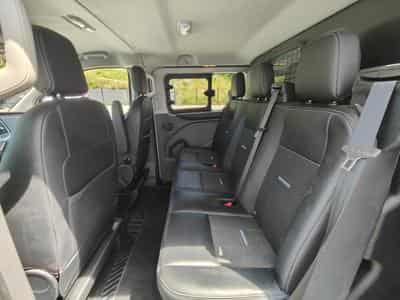 Ford Transit 2.0 TDCI DOUBLE CABINE L2H1 5 PLACES BOITE AUTO CARPLAY CAME (2023) - Photo 10