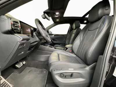 VW Tiguan R-Line+DSG+Black-Style+4M+Pano+AHK+IQ-Drive (2025) - Photo 9