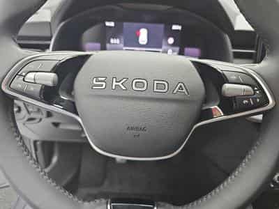 Skoda Kamiq 1.0 TSi 116 DSG Selection (2026) - Photo 13