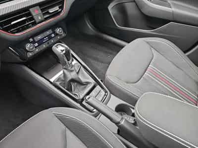 Skoda Kamiq 1.5 TSi 150 DSG Monte Carlo (2025) - Photo 11