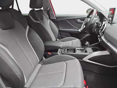 Audi Q2 35 TFSI S-Tronic 150  S-Line (2025) - Photo 14