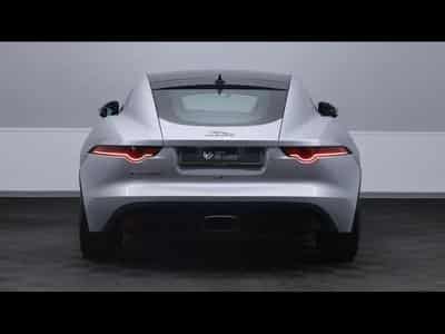 Jaguar F-Type P300 Coupe RWD (2018) - Photo 6