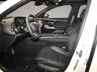 Mercedes 300 (2025) - Foto 5