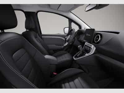 Mercedes 180 (2025) - Foto 4