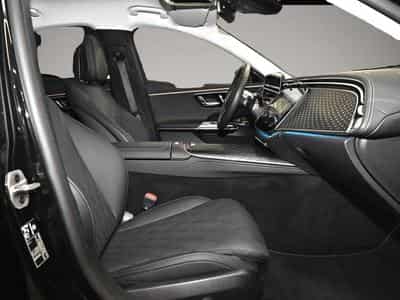 Mercedes 300 (2025) - Foto 2