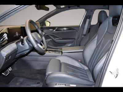 VW Passat (2025) - Photo 3