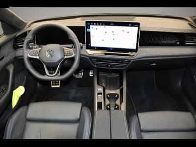 VW Passat (2025) - Photo 4
