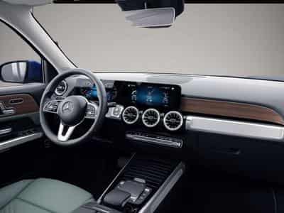 Mercedes GLA 200 (2023) - Photo 4