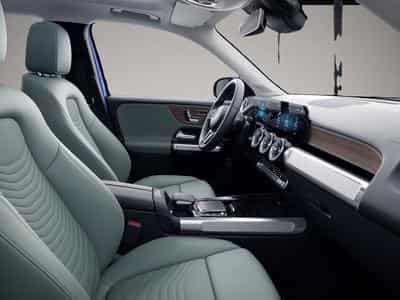 Mercedes GLA 200 (2023) - Photo 6