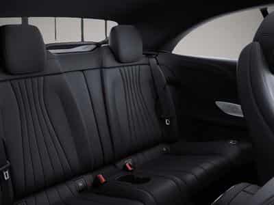 Mercedes 300 (2023) - Foto 7