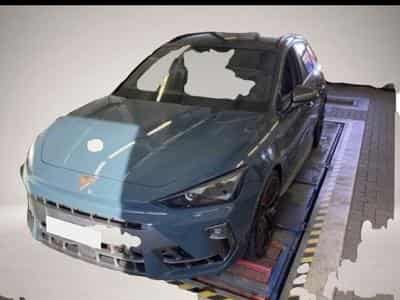 Cupra Leon (2025) - Photo 1