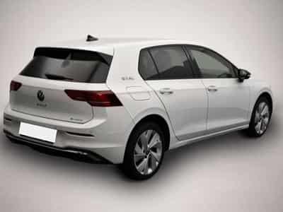 VW Golf (2025) - Photo 2