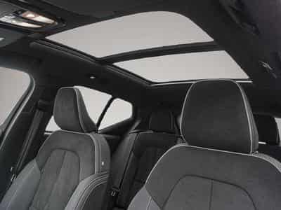 Volvo XC40 (2024) - Foto 5