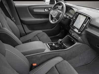 Volvo XC40 (2024) - Foto 6