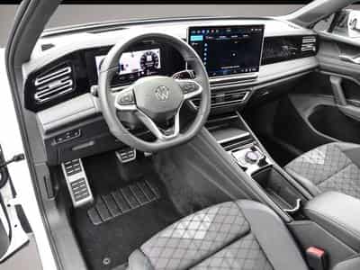 VW Tiguan (2025) - Photo 7