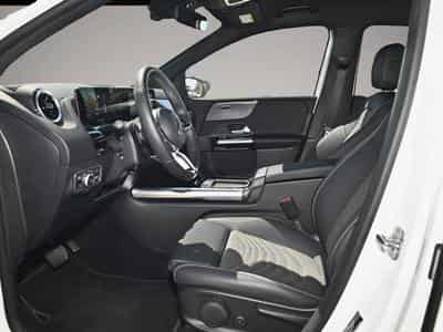 Mercedes 250 (2024) - Photo 6