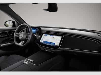 Mercedes 300 (2025) - Foto 4