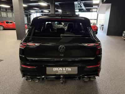 VW Golf (2025) - Photo 4