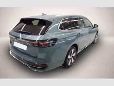 VW Passat (2025) - Foto 2