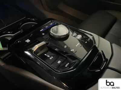 BMW 540 (2025) - Photo 10