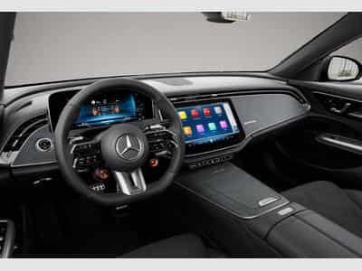 Mercedes C 63 AMG (2025) - Photo 2