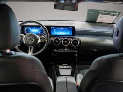 Mercedes 180 (2025) - Foto 5