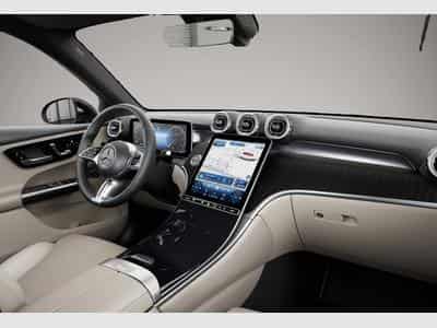 Mercedes GLA 200 (2025) - Photo 4