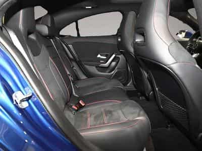 Mercedes GLA 200 (2025) - Photo 4