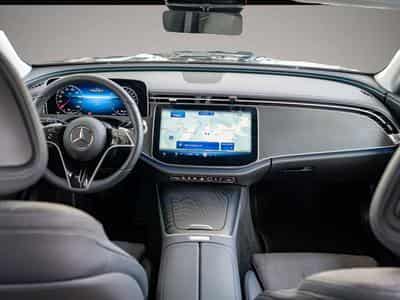 Mercedes 300 (2025) - Foto 5
