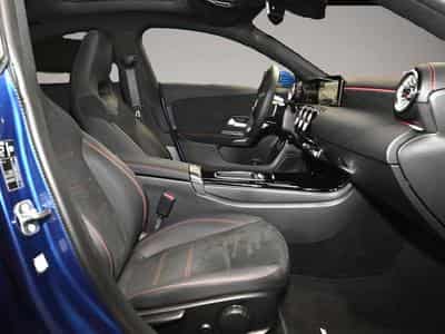 Mercedes GLA 200 (2025) - Photo 2