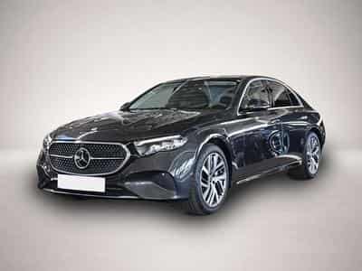 Mercedes 300 (2024) - Foto 1