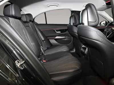 Mercedes 300 (2024) - Foto 4