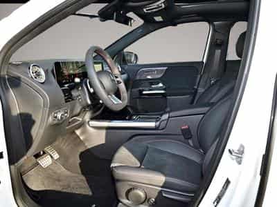 Mercedes GLA 200 (2025) - Photo 6