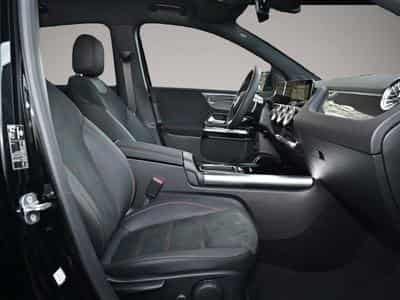 Mercedes 180 (2025) - Foto 2