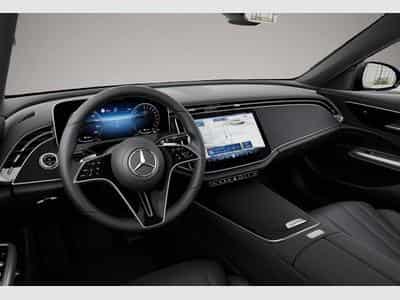 Mercedes 300 (2025) - Foto 2