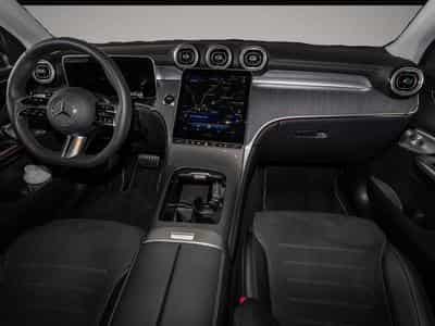 Mercedes GLA 200 (2025) - Photo 5