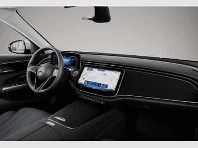Mercedes 300 (2025) - Foto 4