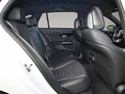Mercedes C 200 (2025) - Foto 4