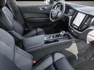 Volvo XC60 (2025) - Photo 6