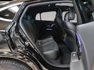 Mercedes GLA 200 (2025) - Photo 4