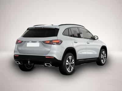 Mercedes GLA 200 (2024) - Photo 3