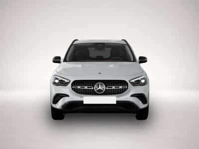 Mercedes GLA 200 (2024) - Photo 8
