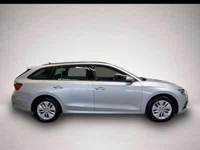 Skoda Octavia (2023) - Foto 6